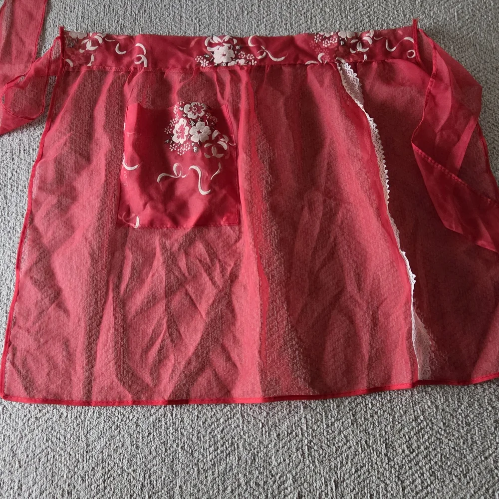 Vintage Red Sheer Hostess Apron – Retro Kitchen Glam With Floral Pocket
